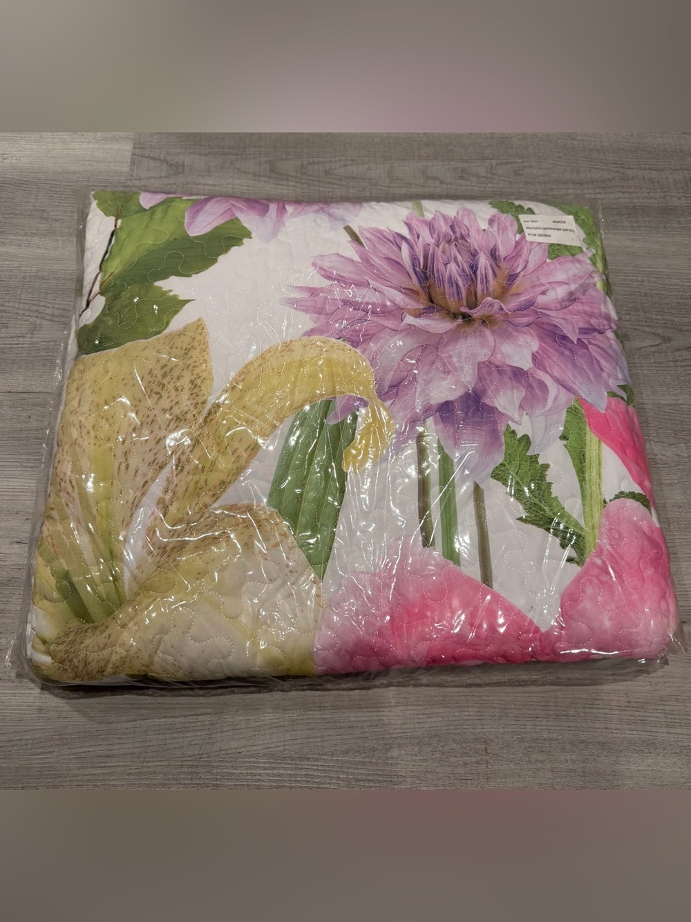 Floral Quilt in White & Pink